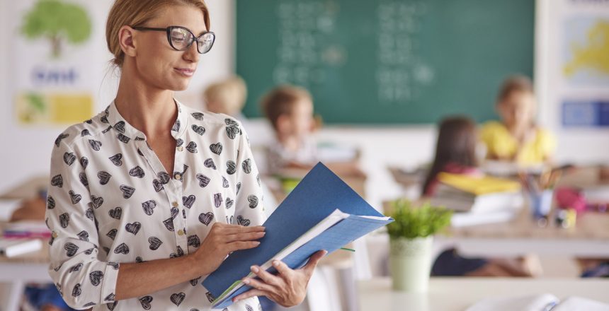 FORMAÇÃO DE DOCENTES